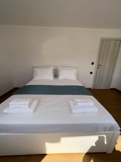 Elounda Port Apartment מראה חיצוני תמונה